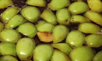 Рецепт компота из винограда и яблок пошагово