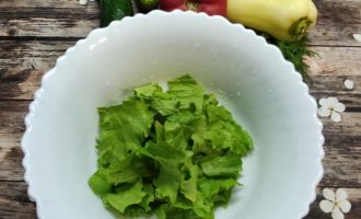 Рецепт салата из огурцов помидоров и перца пошагово