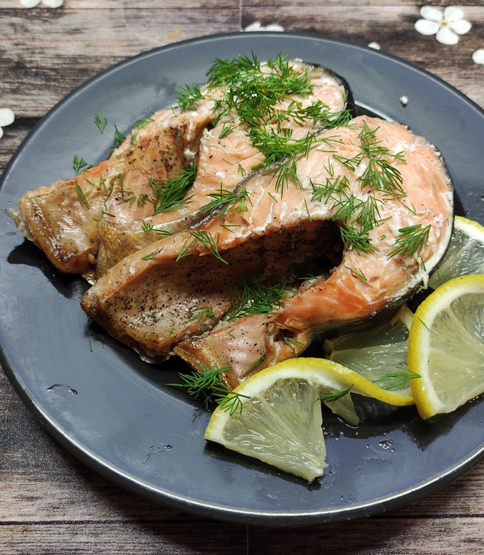 Как запечь рыбу в духовке рецепт с фото пошагово